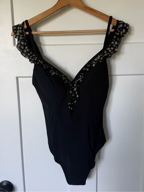Profile by Gottex Black One-Piece Swimsuit with Floral Ruffle Daisy Dreams Large